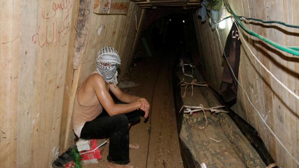 oficial israelian prioritatea armatei este distrugerea tunelurilor folosite de hamas