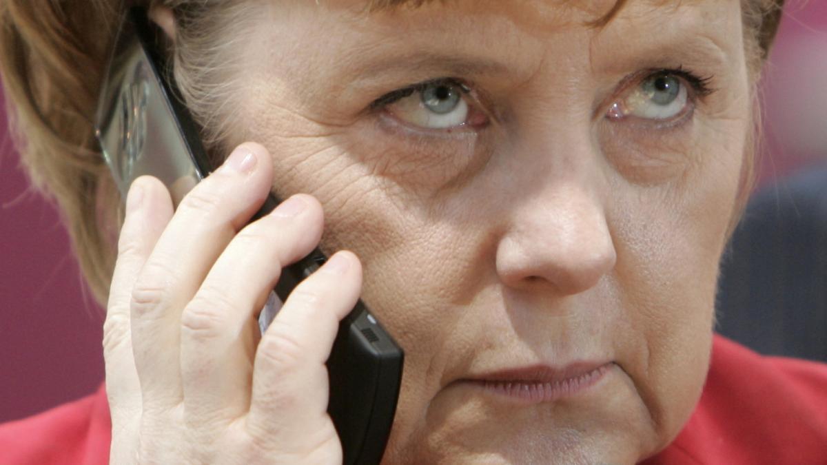 telefonul angelei merkel securizat de o companie canadiana