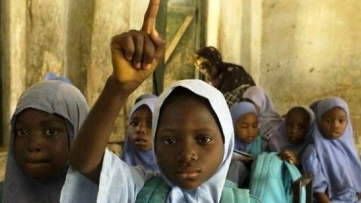 o fetita care purta o centura cu explozibili arestata in nigeria