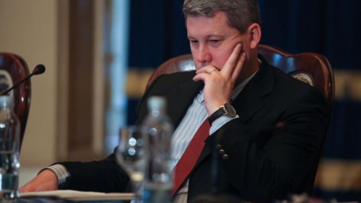 adrian nastase il acuza de plagiat pe catalin predoiu