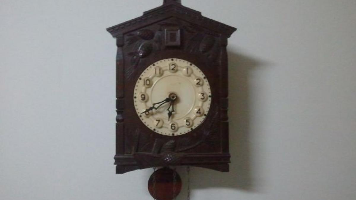 judecatoarea care a cerut spaga un ceas cu cuc este cercetata