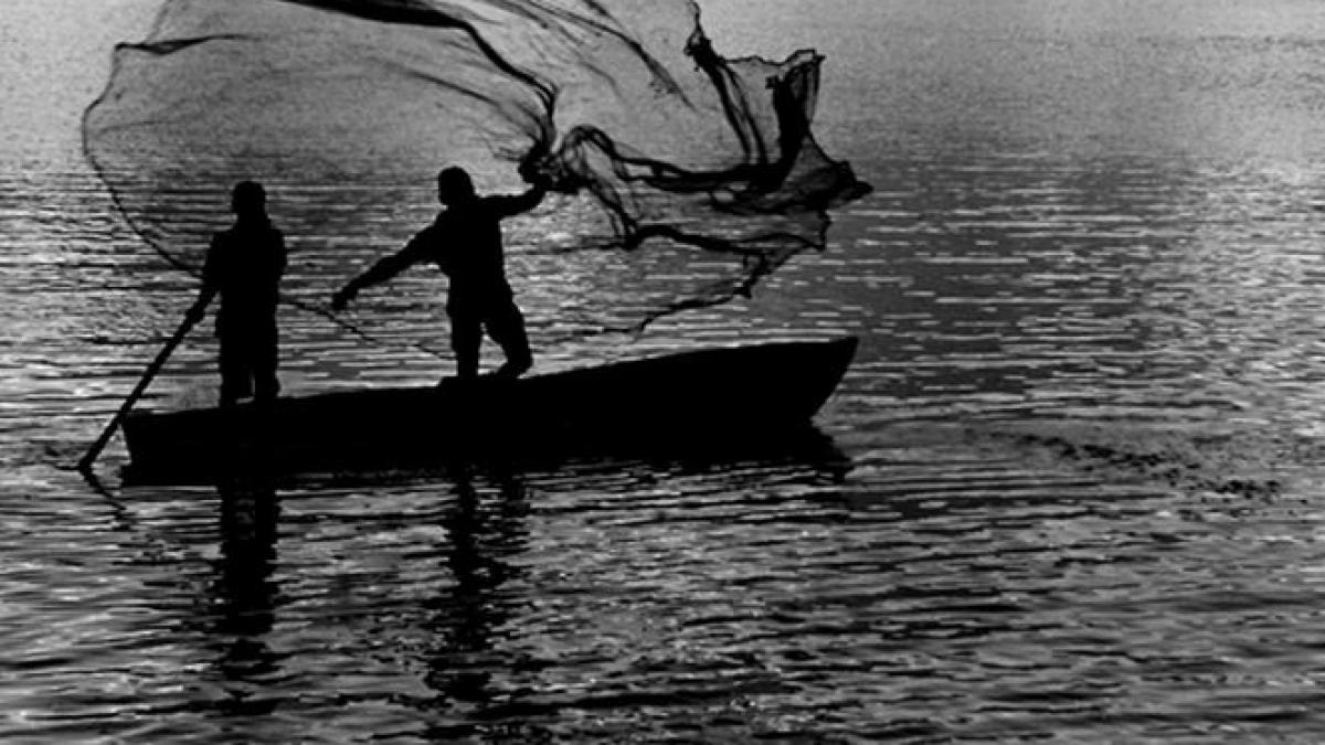 india a lansat o operatiune ampla de cautare 600 de pescari dati disparuti dupa o furtuna