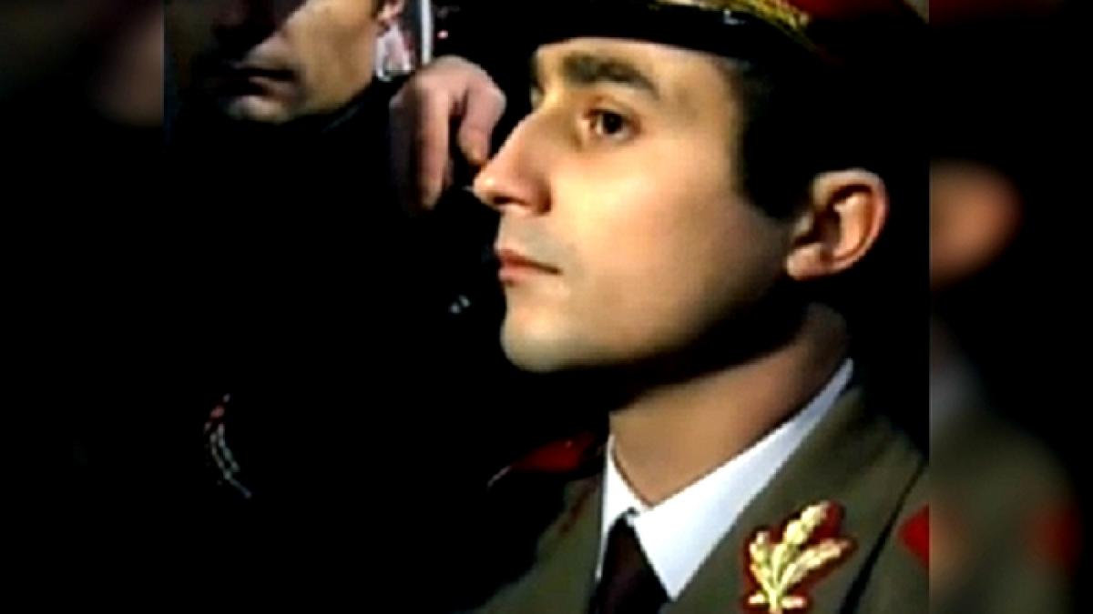 alexandru gheorghe locotenentul care a fost dat afara din armata pentru ca a protestat in uniforma
