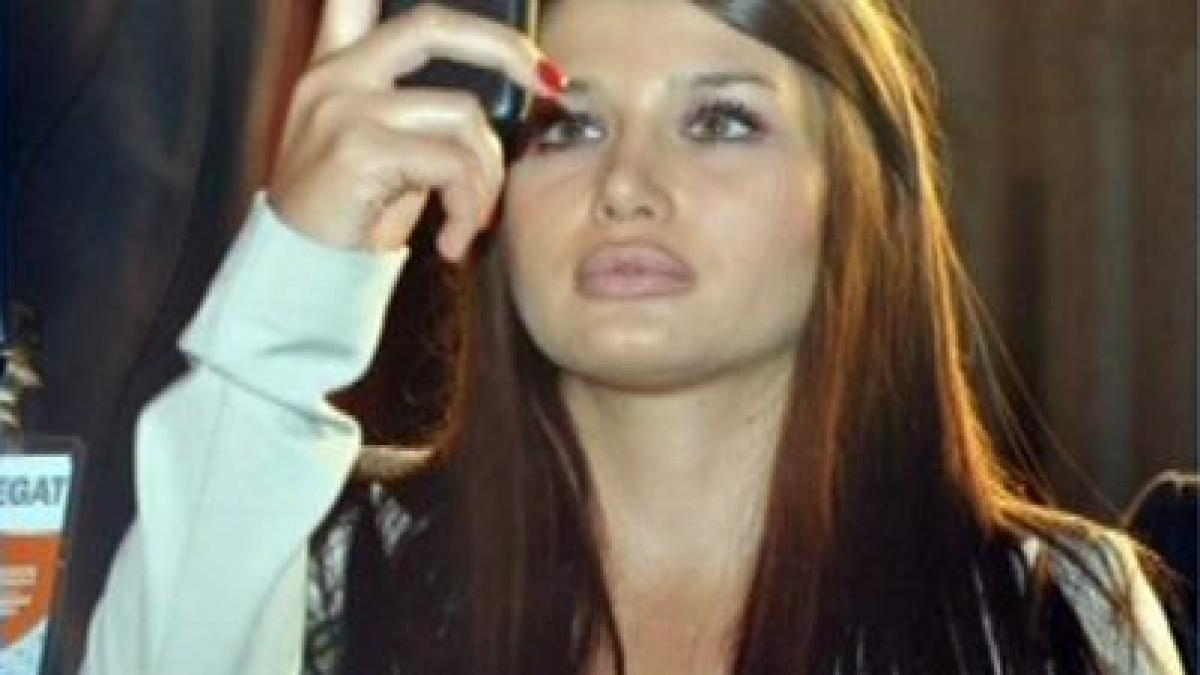 deziluzia optica elena baselfie