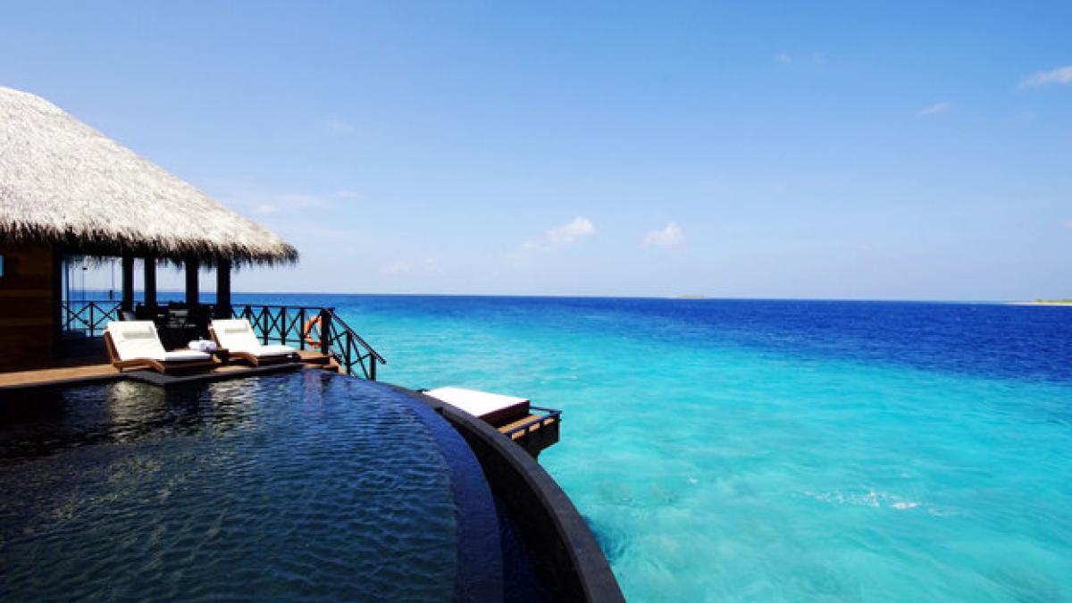 insula ascunsa din maldive pe care a fost construita o singura casa am zis ca am ajuns in paradis