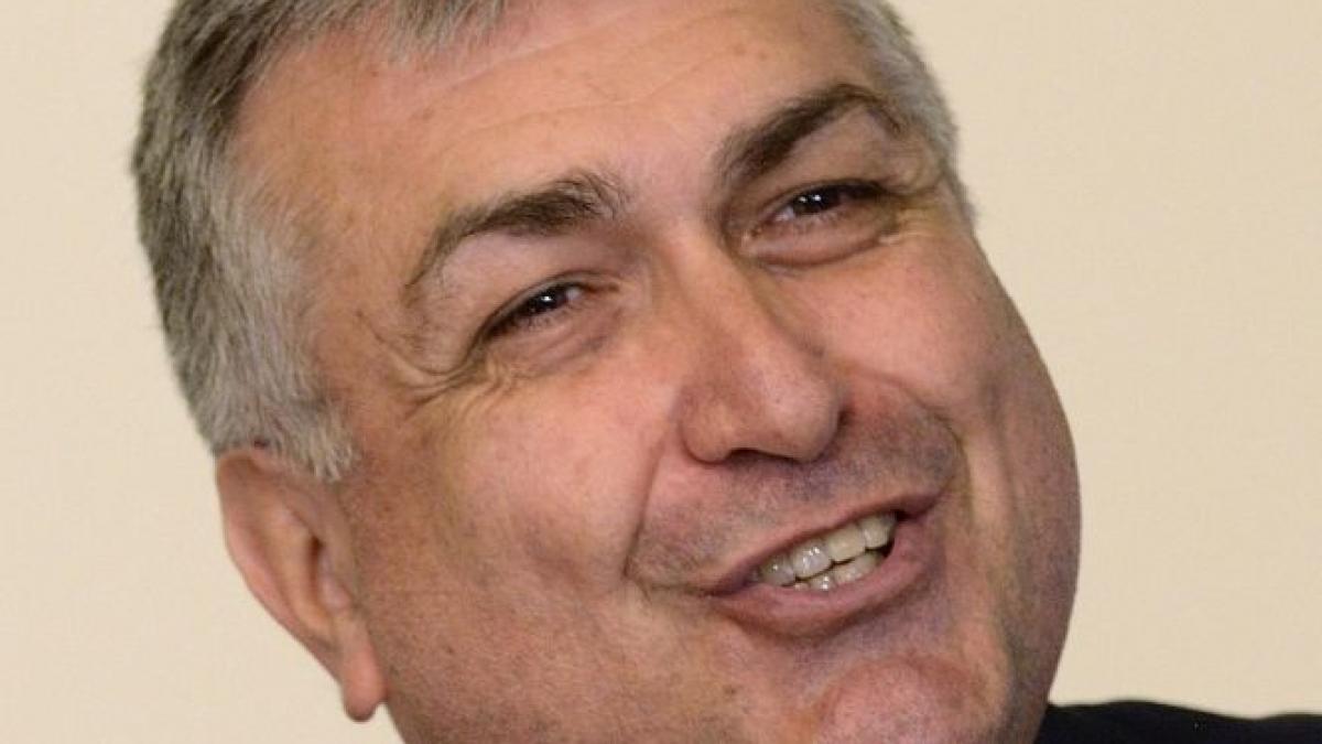 noul premier al bulgariei un profesor de drept