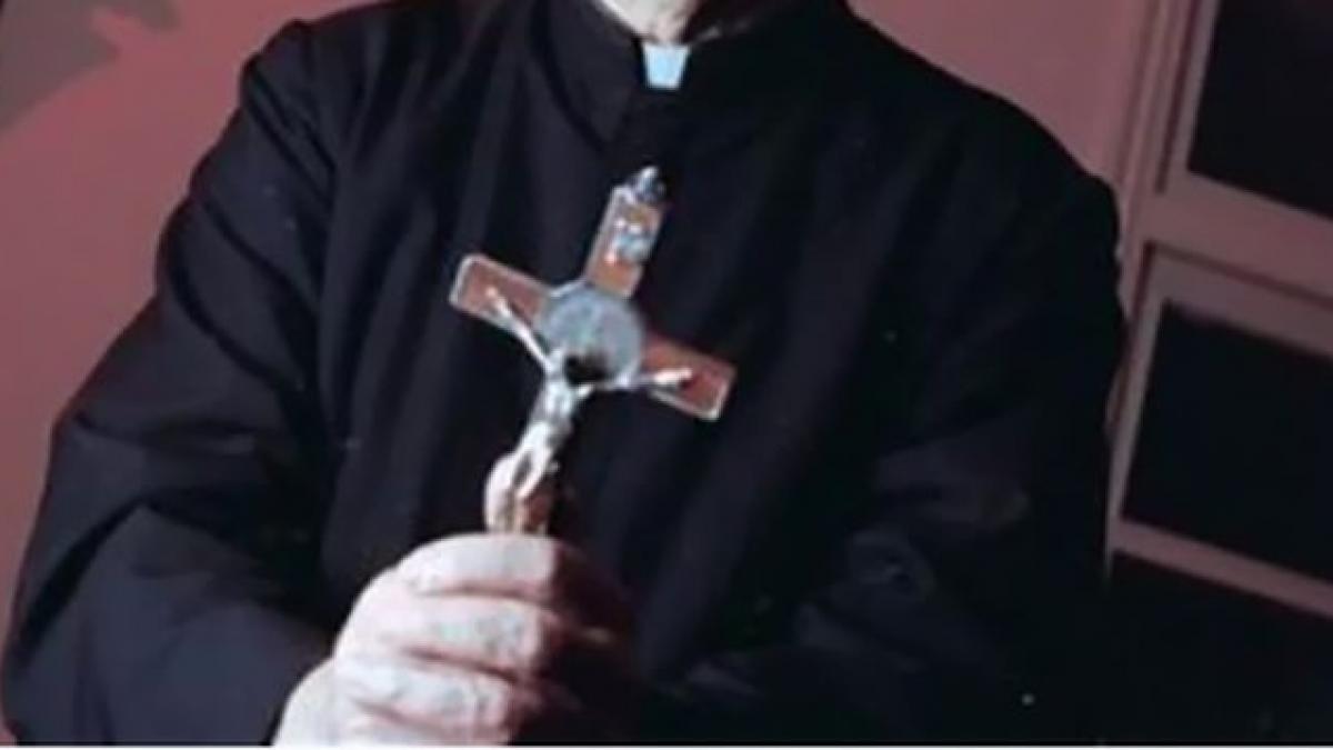 a denigrat doctrinele religioase o austriaca a facut filme porno in biserica