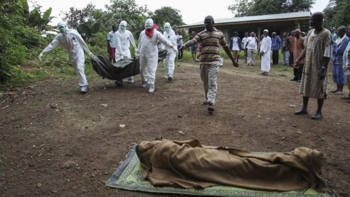 autoritatile sanitare din sua speriate de virusul ebola au ridicat alerta sanitara la cel mai inalt