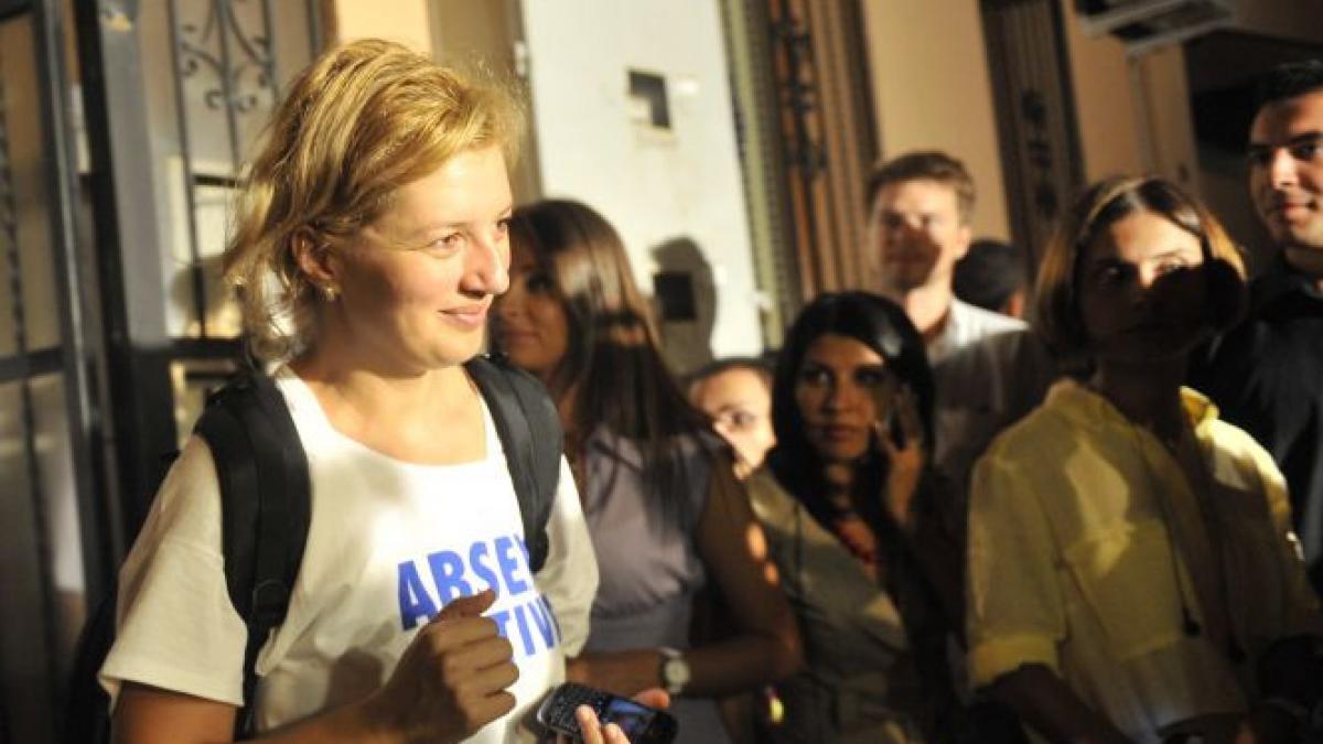 ioana basescu afaceri in paguba a pierdut peste 27 000 de euro numai in 2013