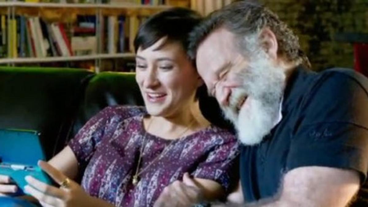 fiica lui robin williams renunta la retelele de socializare este crud si nepotrivit