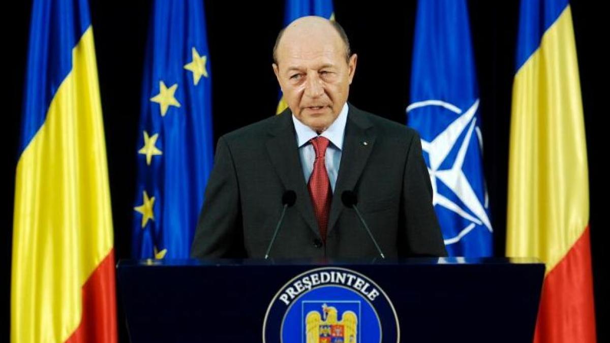 editie de weekend cum vrea traian basescu sa ramana la cotroceni