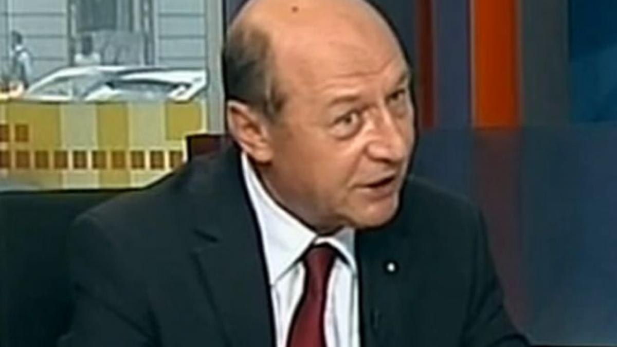 q a cum vrea basescu sa si asigure viitorul din 2015