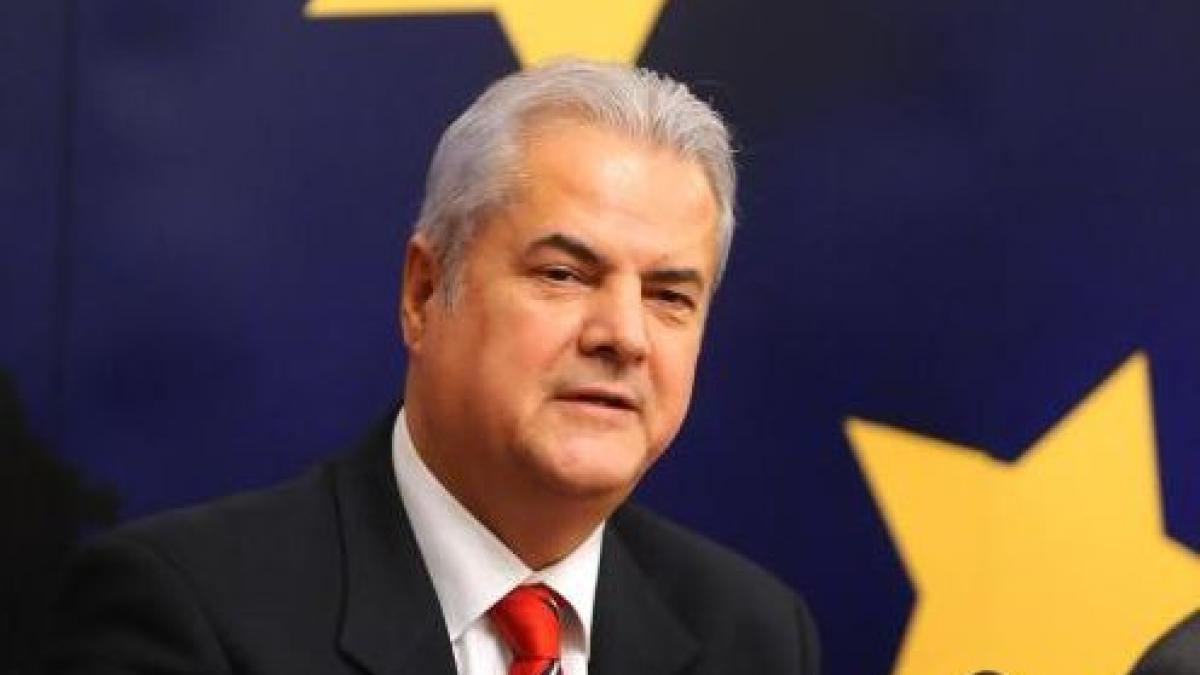 adrian nastase s ar putea intoarce acasa in curand