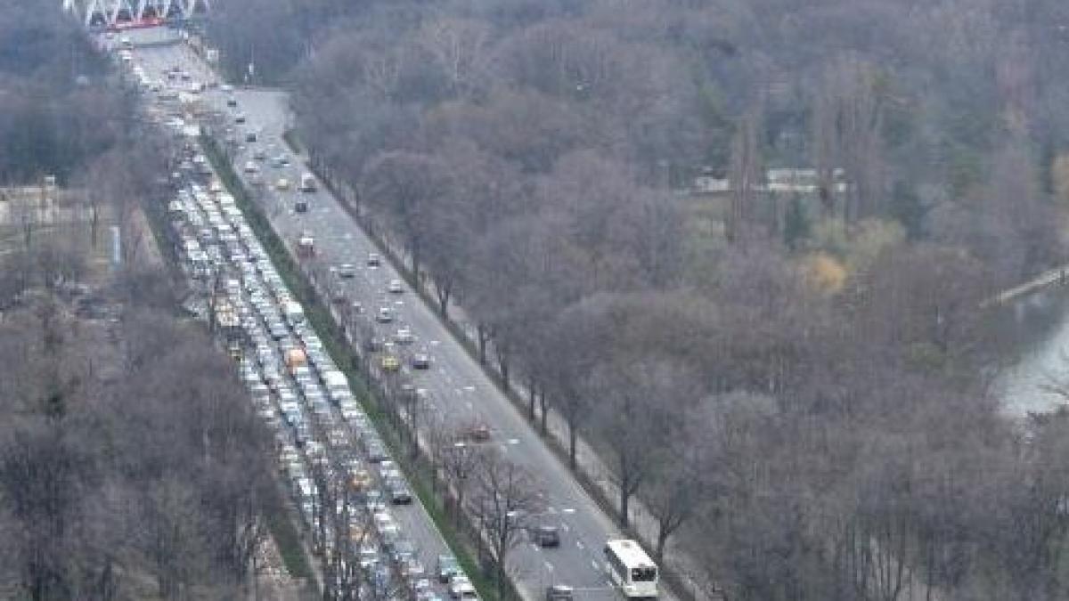 recomandarile politistilor pentru turistii care se intorc de la mare sau munte in bucuresti