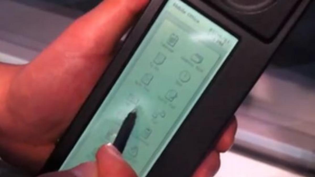 cel mai vechi smartphone din lume piesa de muzeu la 20 de ani de la lansarea sa pe piata