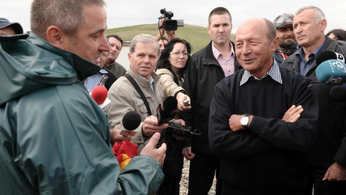 100 de minute basescu se interesa la blejnar de datoriile miliardarului theodor berna cum l a