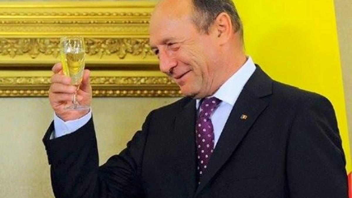 deziluzia optica ave caesar bautorii te saluta