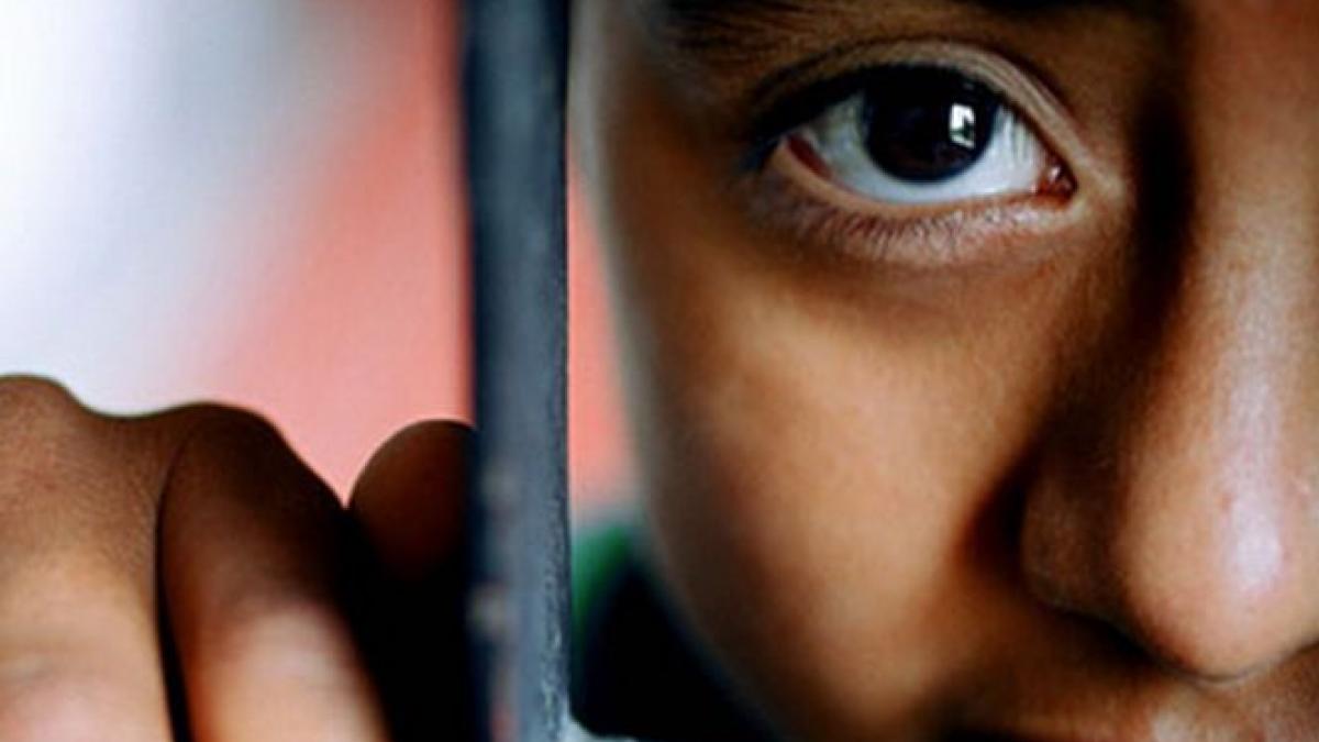 patru frati din timisoara au fost abandonati de mama pe strada