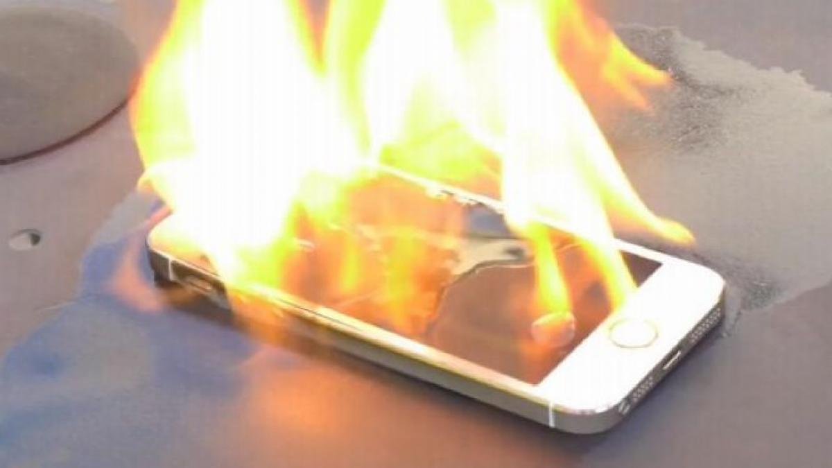 un iphone a provocat evacuarea de urgenta a unui avion de pasageri