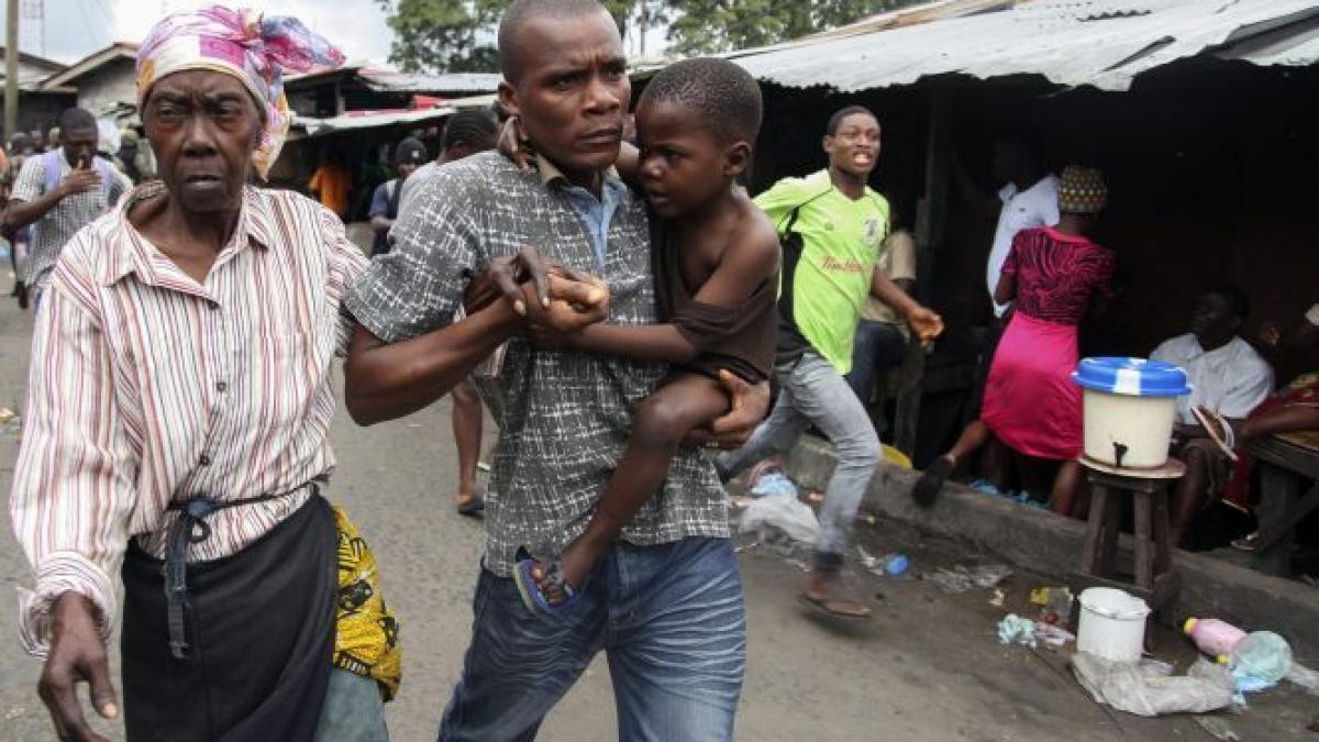 cum s a raspandit virusul ebola este mortal si implacabil la cea mai mica eroare te contamineaza