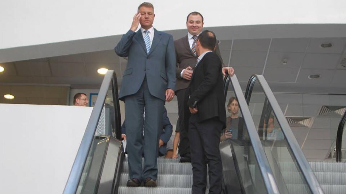 deziluzia optica house iohannis