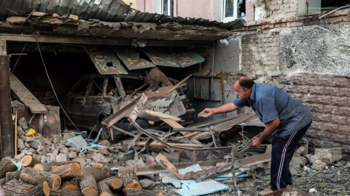 situatie disperata in ucraina oamenii si au parasit casele si dorm in buncare orasele luhansk si