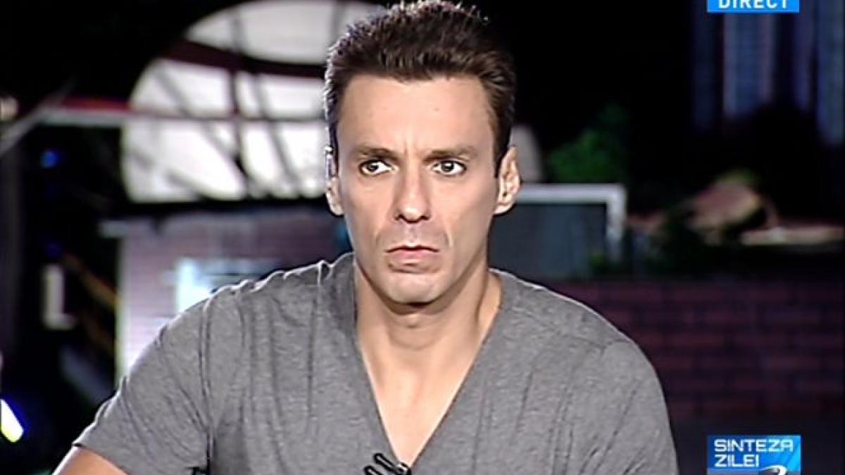 mircea badea in niciun caz nu trebuie ca basescu sa si incheie mandatul poate fi suspendat si cred