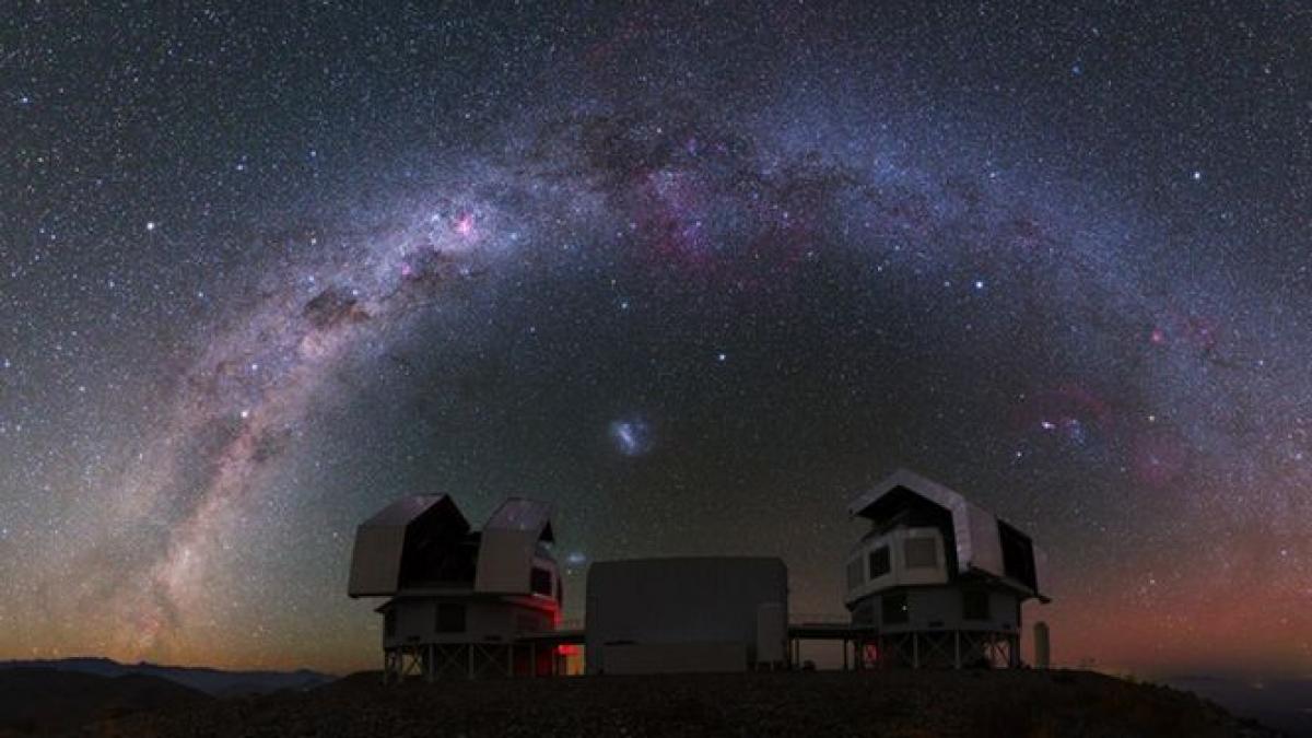 premiera in astronomie nori de apa descoperiti in atmosfera unei planete din afara sistemului solar