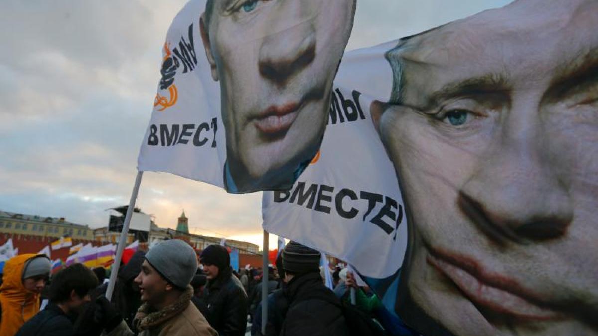 rusia lovita din plin este la un pas de recesiune in urma sanctiunilor impuse de occident