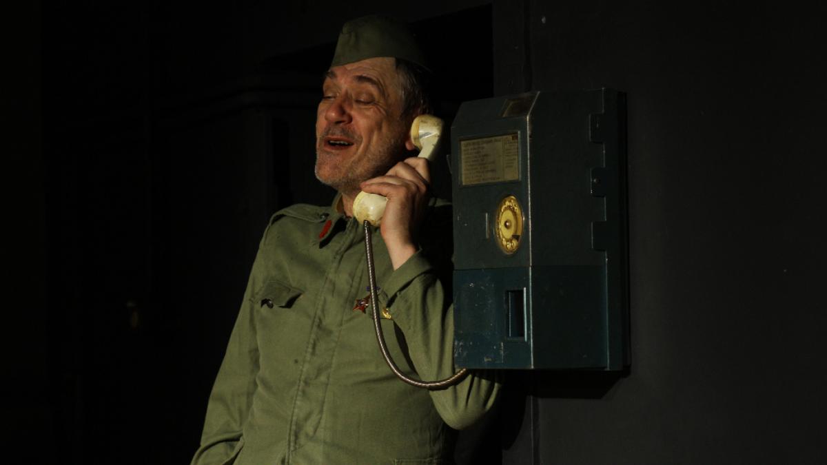 marcel iures deschide a vii a editie a festivalului de teatru independent undercloud cu spectacolul