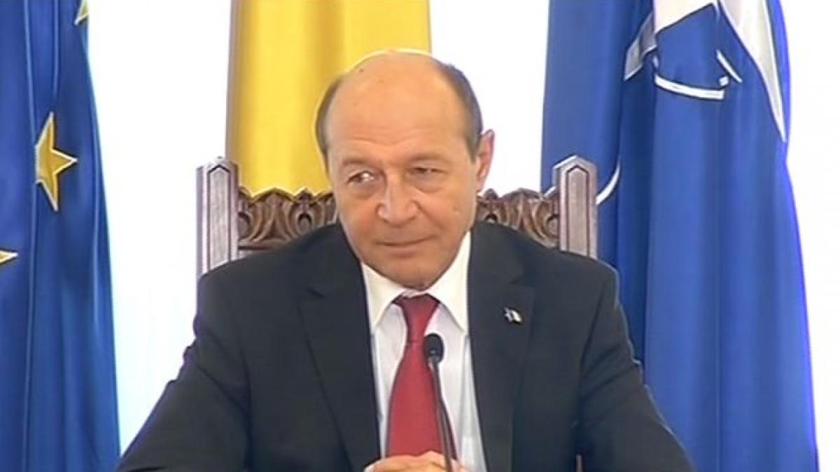 guvernul il acuza pe traian basescu ca minte in privinta bugetului apararii