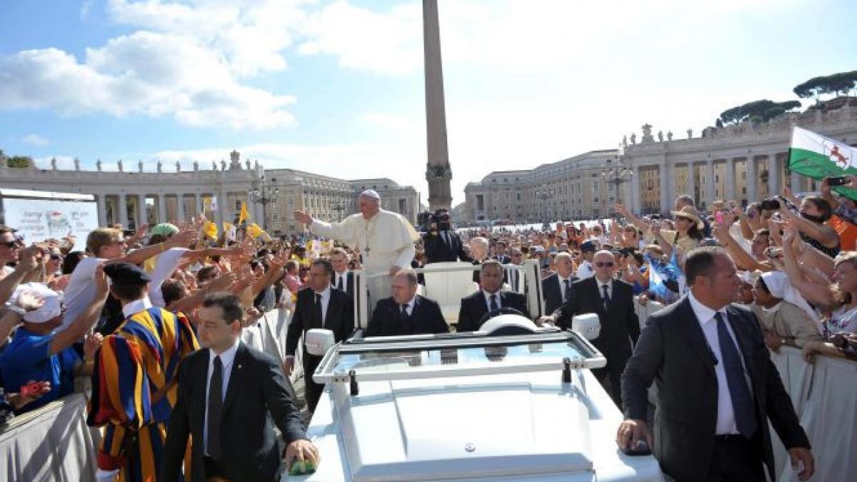 papa francisc pe lista tintelor gruparii teroriste stat islamic