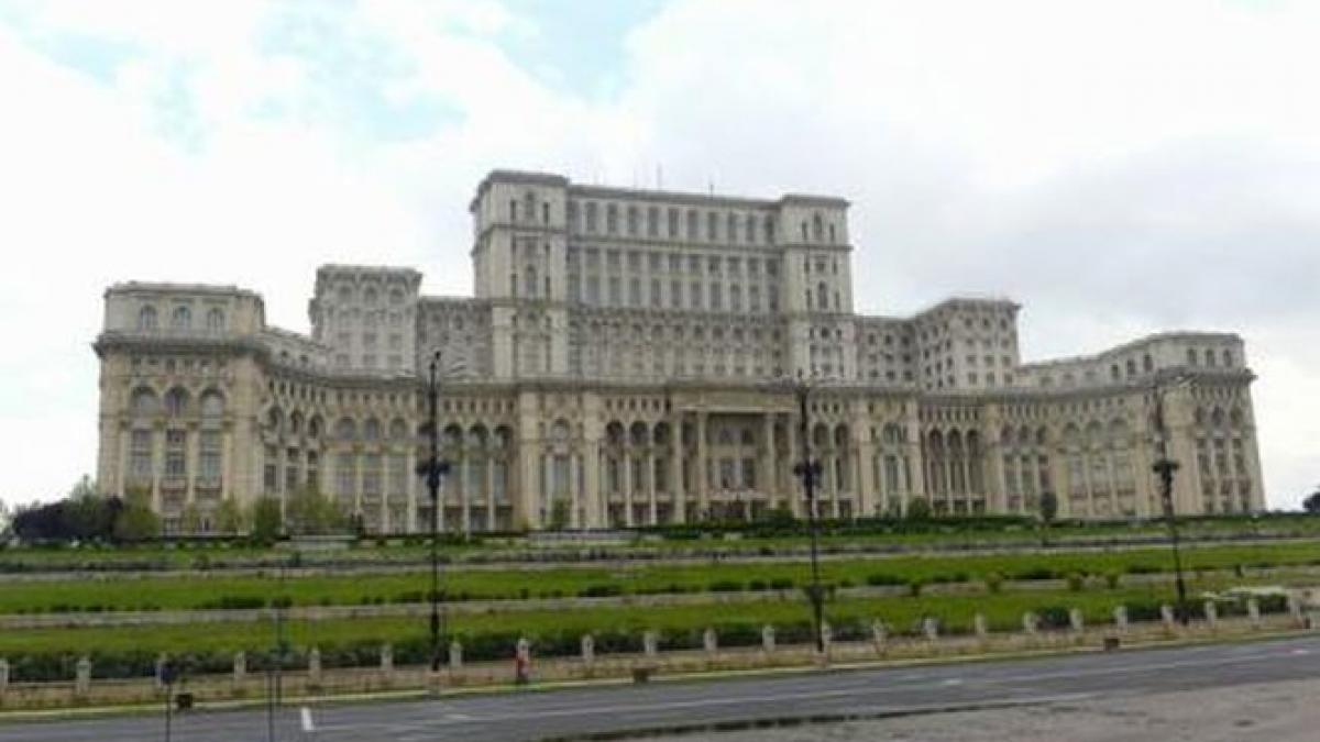 hg o parte din palatul parlamentului trece in administrarea ministerului justitiei