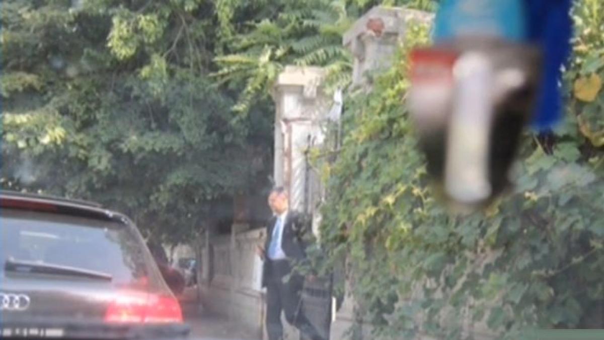 omul de incredere al lui basescu in vizita la iohannis