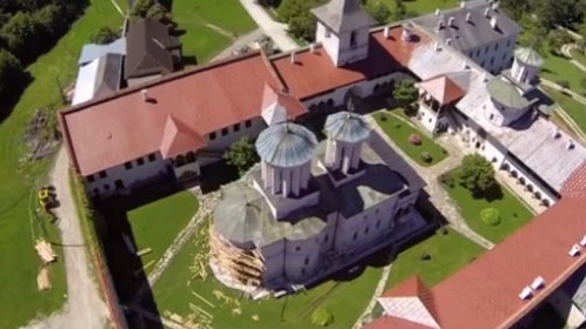 România la înălţime: Mănăstirea Hurezi, cea mai de seamă ctitorie a domnului martir Constantin Brâncoveanu