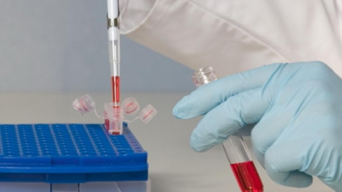 comisia europeana a aprobat un nou tratament pentru infectia cronica cu virusul hepatitic c