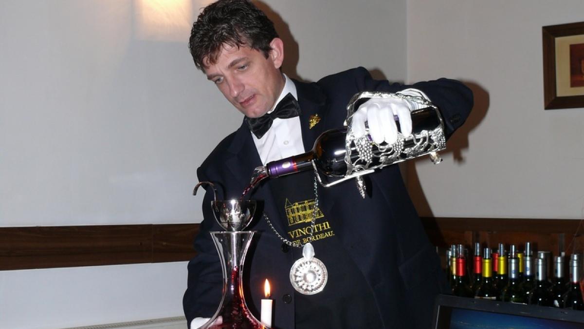 lordul vinurilor sergiu nedelea va fi la inaltime la dinner in the sky