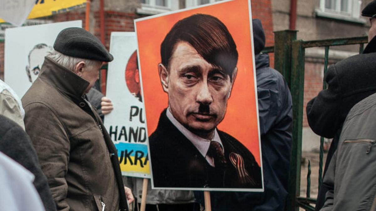 sa fim sinceri asemanarea este izbitoare presa din ucraina il compara pe putin cu hitler infografic