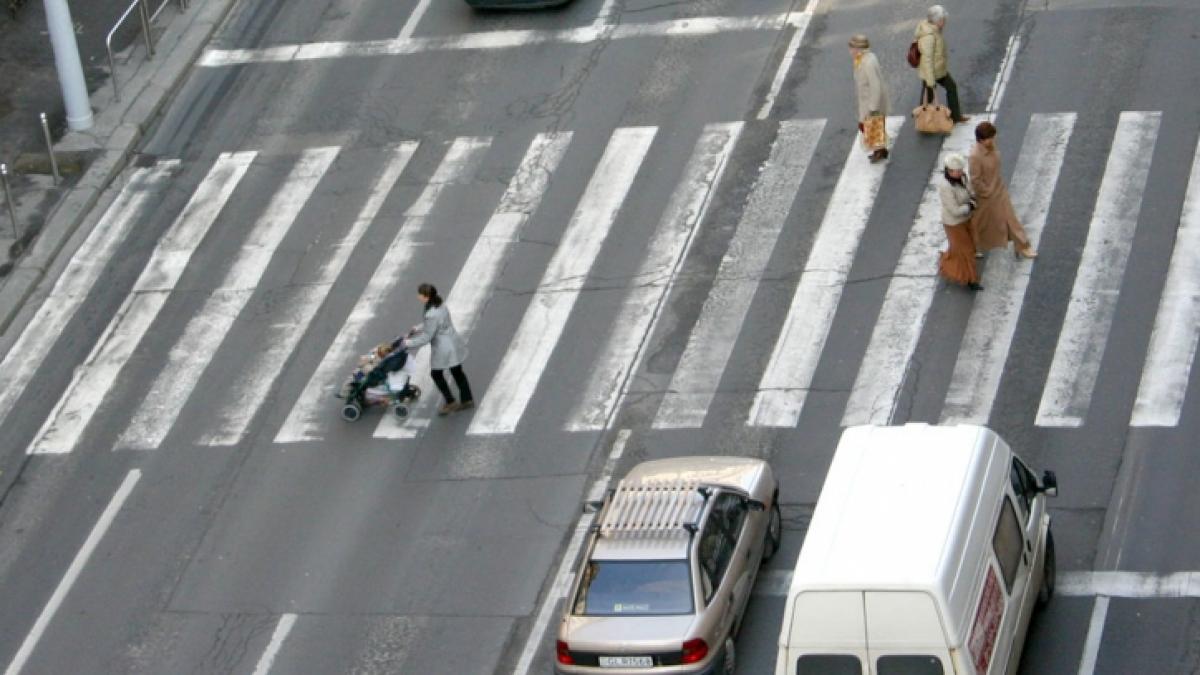un gest demn de respect facut de un sofer din cluj cum a reactionat cand un batran a vrut sa treaca