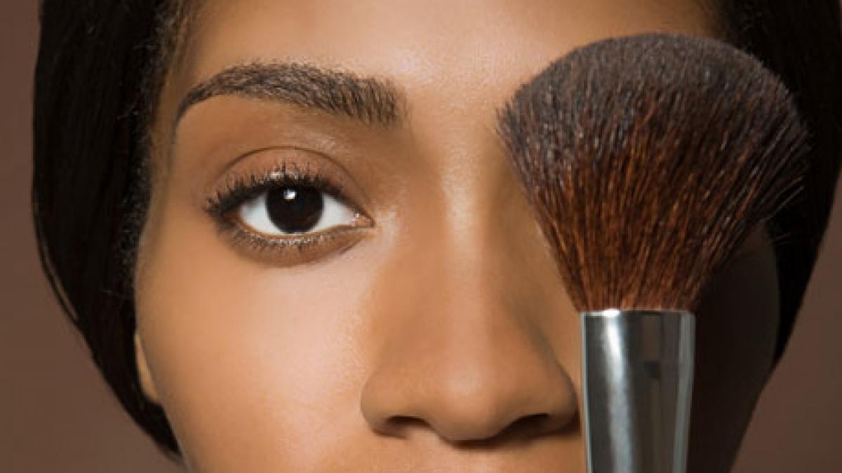 cele mai mari greseli de machiaj care te imbatranesc