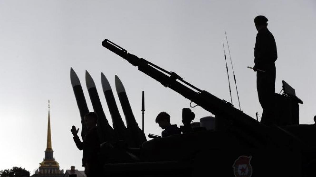 ministerul rus de externe ue analizeaza noi sanctiuni impotriva rusiei dar nu stie cum sa opreasca