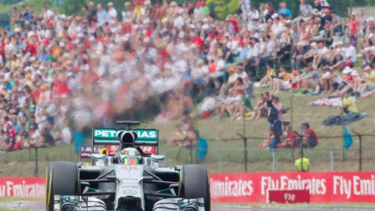lewis hamilton a castigat mp al italiei