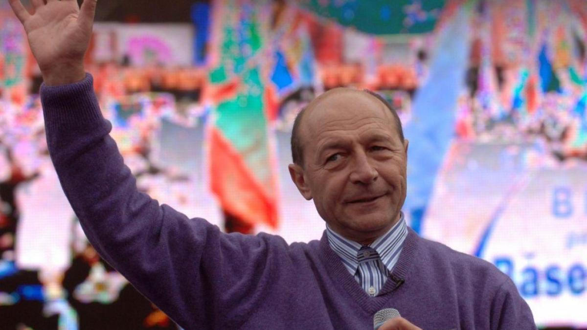 cine este singura persoana demna sa ii ia locul lui traian basescu la cotroceni n as fi protejat o
