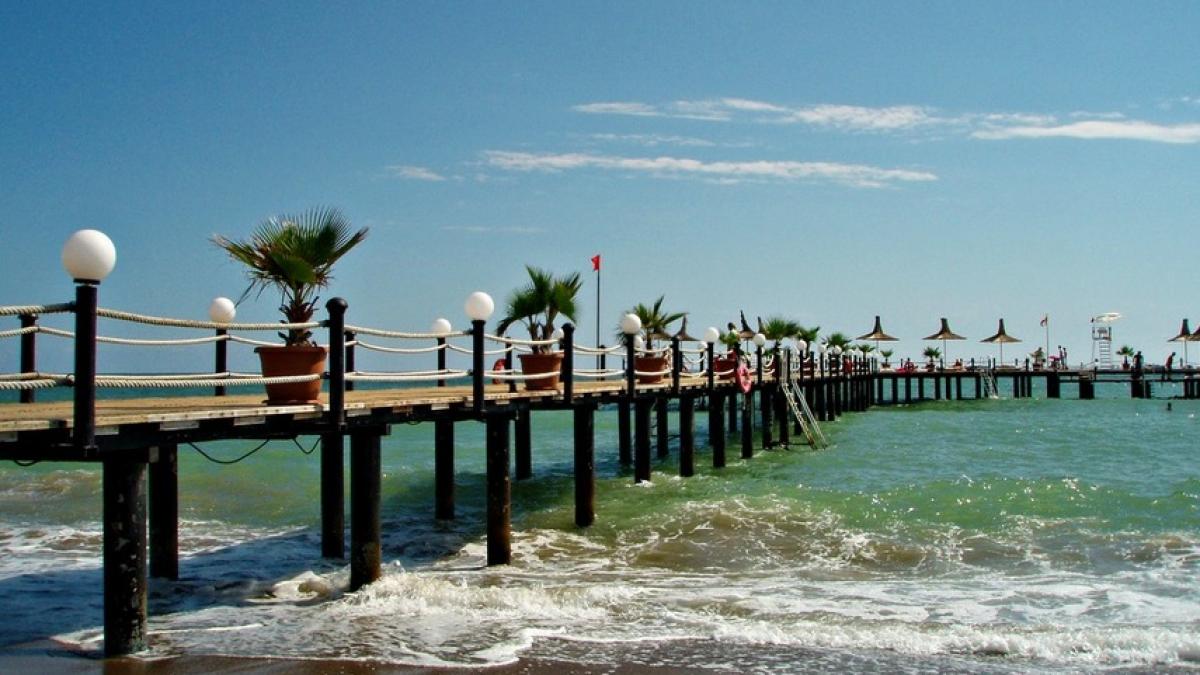 prelungeste ti vacanta de vara cu un sejur in lara kundu