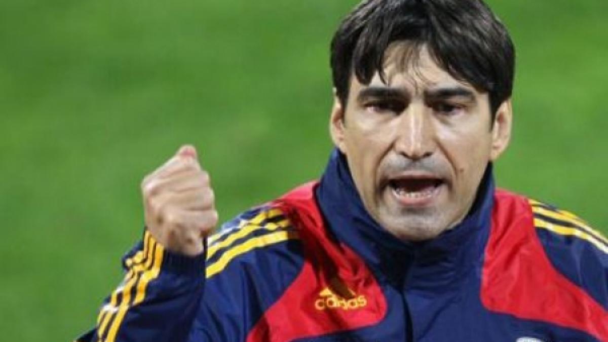 victor piturca ramane selectionerul nationalei romaniei