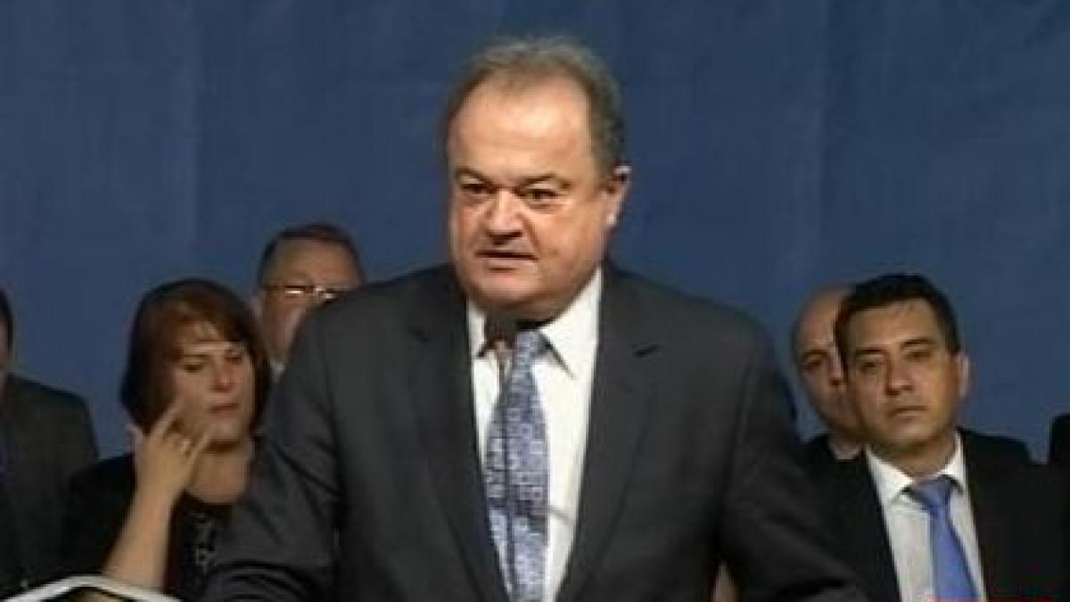 blaga il ataca dur pe basescu e un munte de ipocrizie