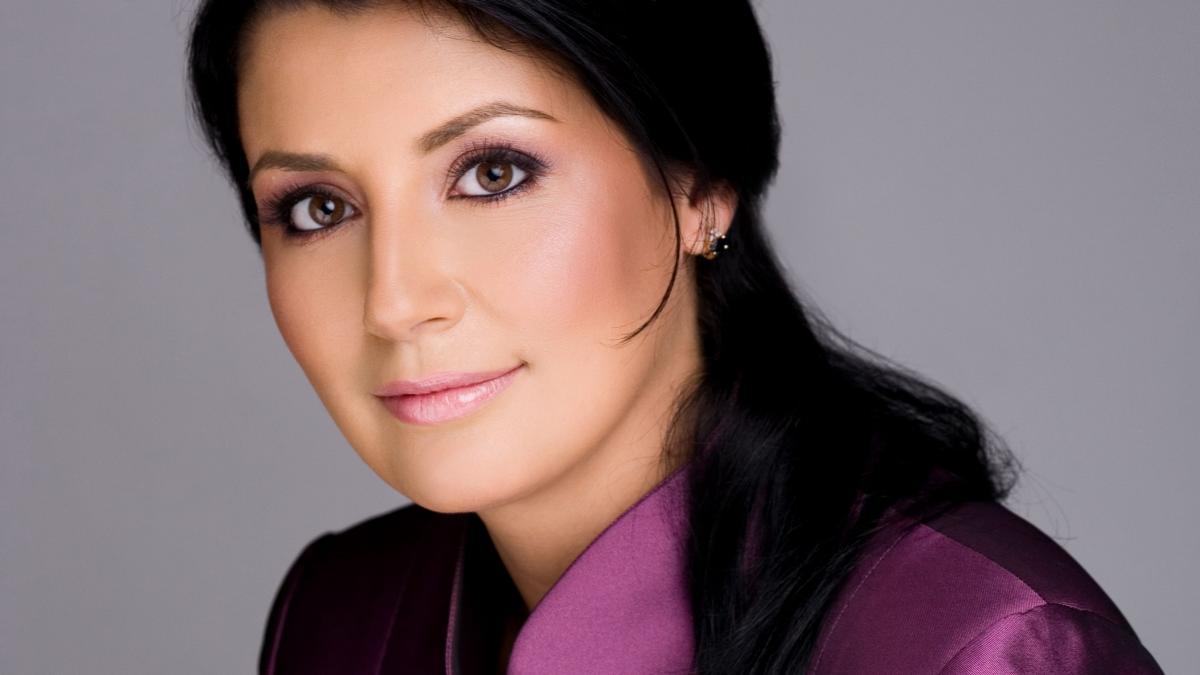 camelia voiculescu incerc sa trec frumos peste momentele urate si sa nu imi pierd increderea