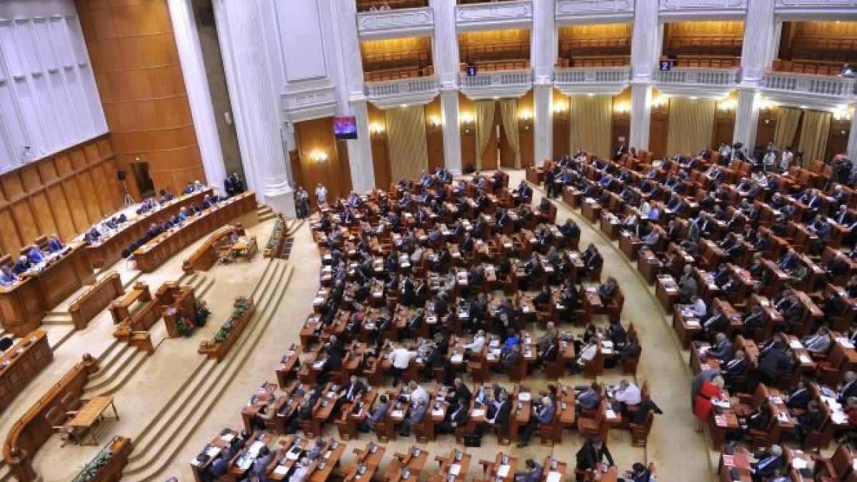 camera deputatilor a respins motiunea simpla impotriva ministrului finantelor