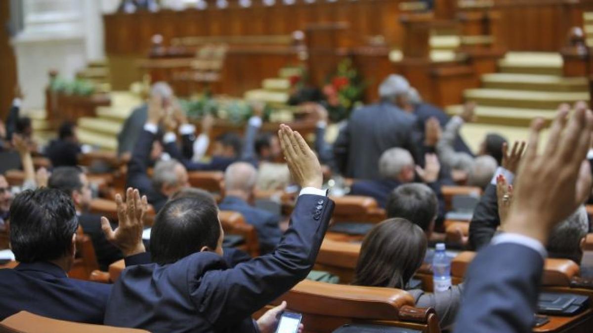 ordonanta care permite migratia alesilor locali respinsa in camera deputatilor