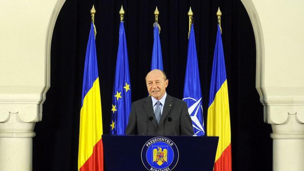 presedintele basescu a promulgat legea privind reducerea cas